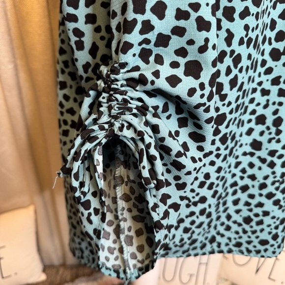 I.N. Studio Green 3/4 Sleeve Tie Front Blouse - Picture 5 of 9